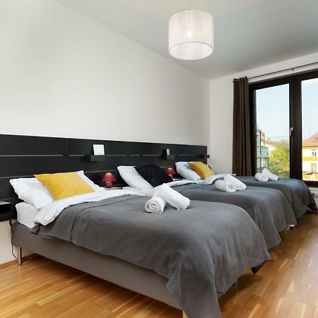 Prague Days - Family 2Bdr Apt - Garage Parking - Balcony المظهر الخارجي الصورة
